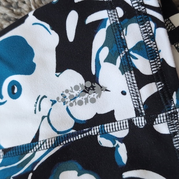 Free People Movement Never Better Printed Run Shorts - Picture 6 of 9